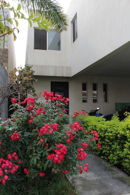 Consulado Suites Monterrey Kültér fotó